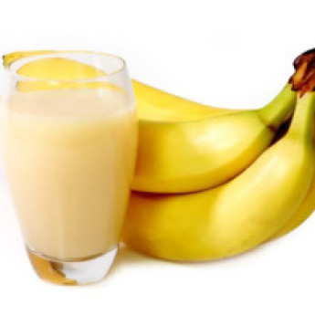 Обезжиренный молочный коктейль с бананом