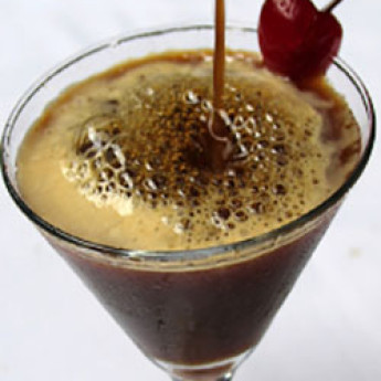 Коктейль Эспрессо мартини (cocktail)