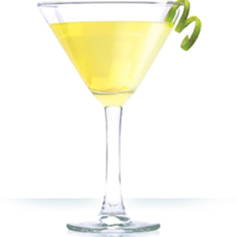 Желтый коктейль Алькудия (Alcudia cocktail)